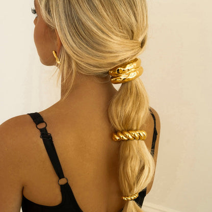 Hazel | Twist Pony Cuff