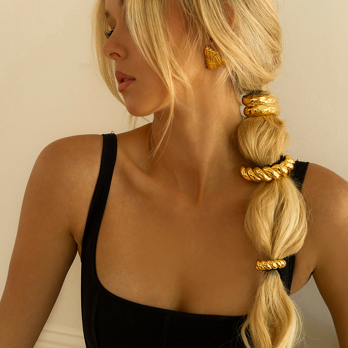 Hazel | Twist Pony Cuff